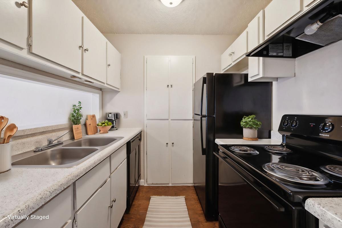 Kitchen at Bay Colony Apartments